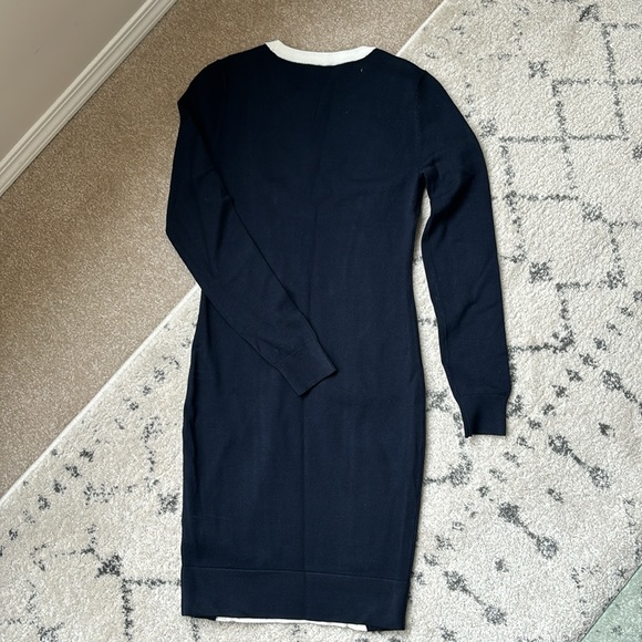 KAREN MILLEN Knit Navy & cream with Gold zipper Dress size S. Very well made. - Picture 5 of 6